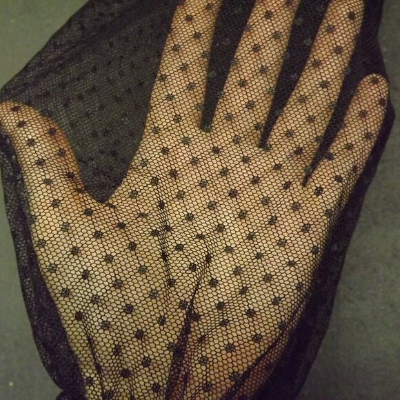 Windsor Mesh Polka Dot Crop Top - Picture 7 of 8